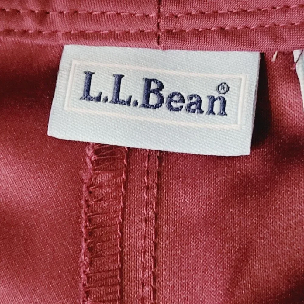 L.L. Bean Sz 16 Capri Pants Berry Purple Outdoors Hiking Camping Breathable EUC